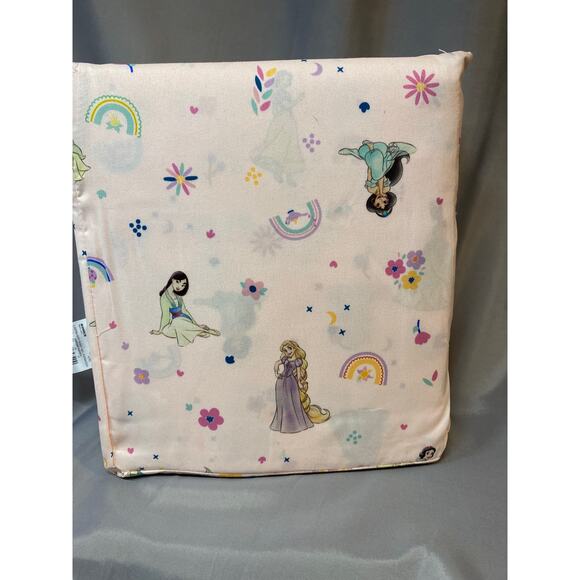 Disney Princess Full  Sheet Set     Flat Fitted    2 Pillowcases   Princess - Picture 1 of 2